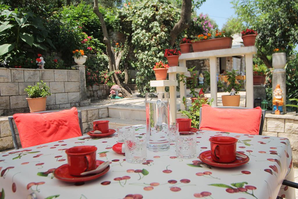Apartments Tereza Donje Celo Dış mekan fotoğraf